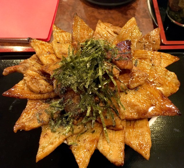 【グルメ】丼に咲く大輪の花！「豚丼専門店木ノ下」の豚丼を食らえ!! 11月29日には閉店だぞ～！