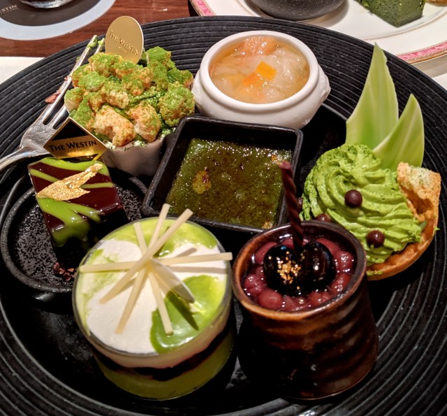 苦手な「抹茶スイーツ」を克服するために抹茶スイーツ食べ放題に行ったら、アレと抹茶の食べ合わせが最強と判明した
